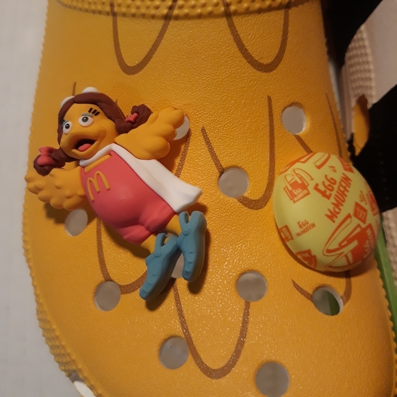 (New) Adult McDonald's Crocs Clogs Mixed Set (M8/W10) (M9/W11) - Picture 5 of 7